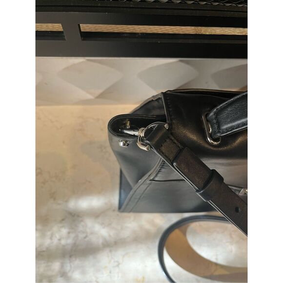 Michael Kors Black Leather Handle Bag With Strap - Picture 6 of 9